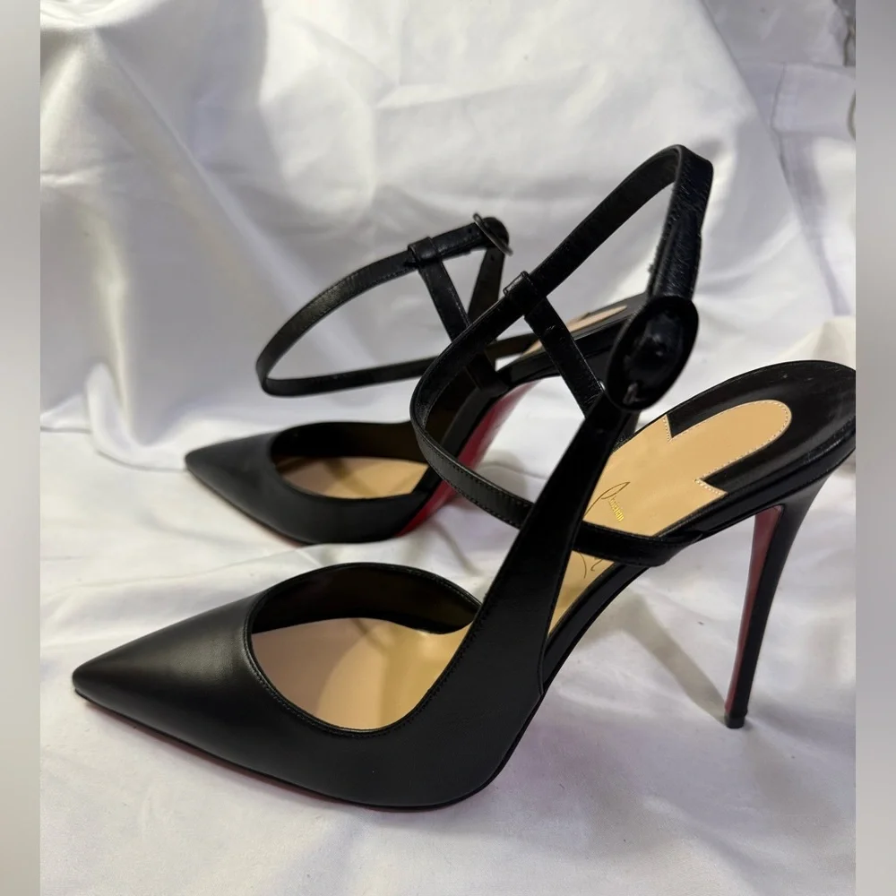 Christian Louboutin Jenlove
100 mm Strappy pumps - Kid leather W/Size 41 US/11 - Picture 3 of 12
